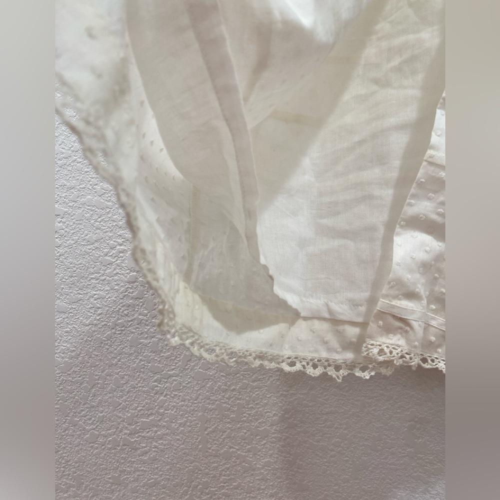 Poeme et Poesie elegant day gown dotted crocheted trim - Picture 4 of 7